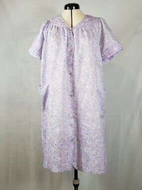 Casual Nights Retro Y2K Lavender Floral Pearl Snap Housecoat